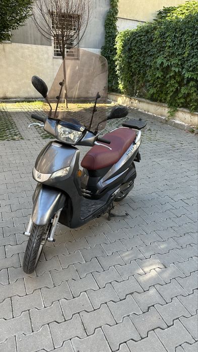 Peugeot tweet 50 2015г 6000км