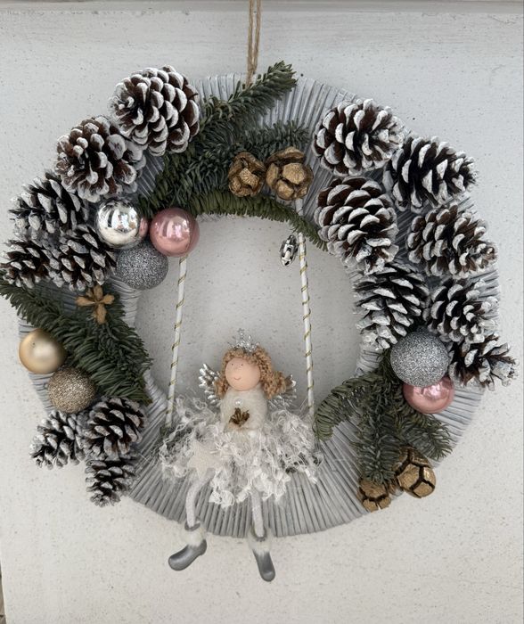 Коледни, новогодишни венци