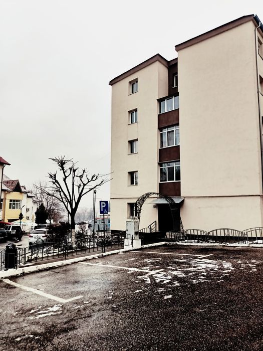 Apartament 3 camere, Râmnicu Vâlcea,  mobilat și utilat, izolat termic
