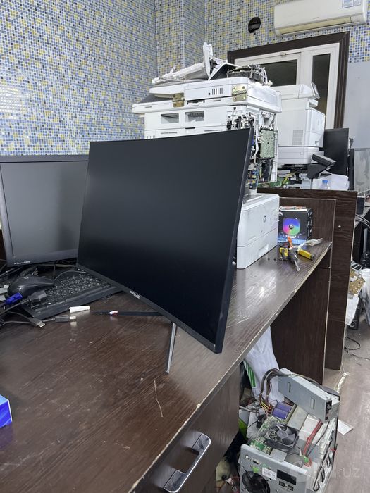 Monitor prime 24