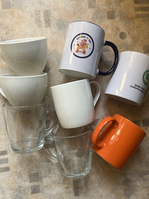Бокалы кружки чашки для горячих