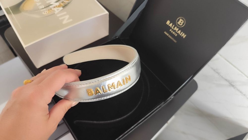 Оригинална диадема на Balmain