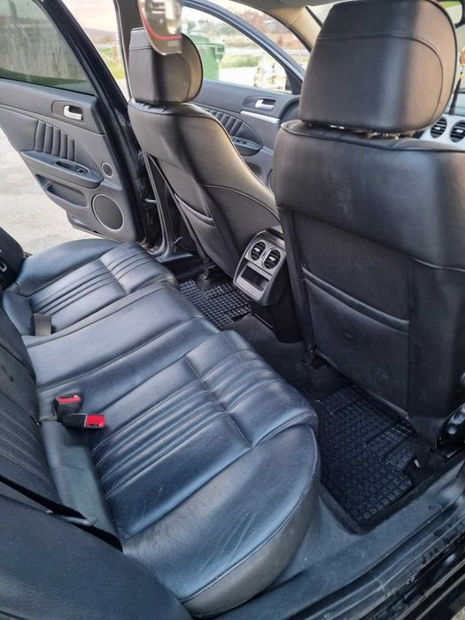 Vând Alfa Romeo 159