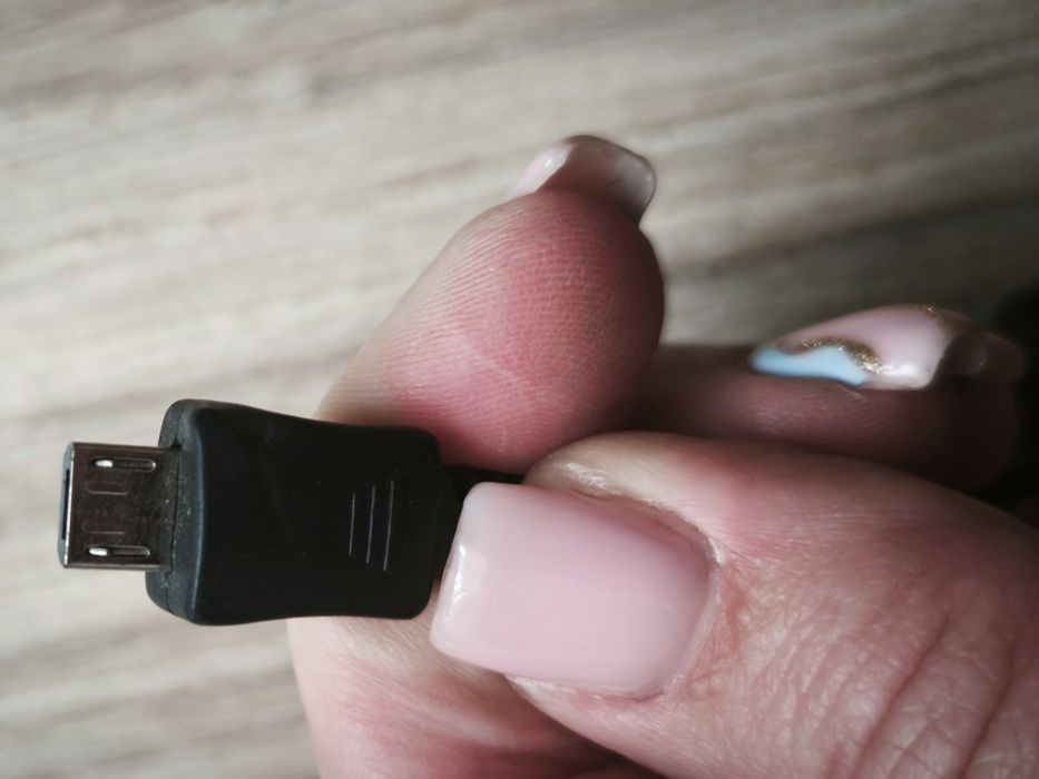 Зарядно за кола 12V  за телефон