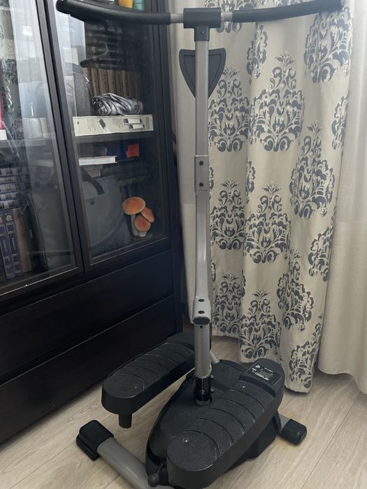 Продам тренажер б/у не дорого……………………………