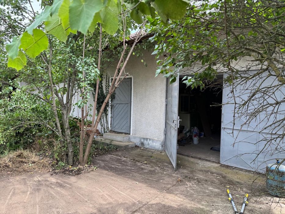 Vând casa + teren în Scărișoara județul Olt