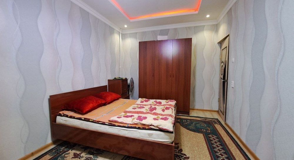 Новза метро 10 дакика юлда квартира