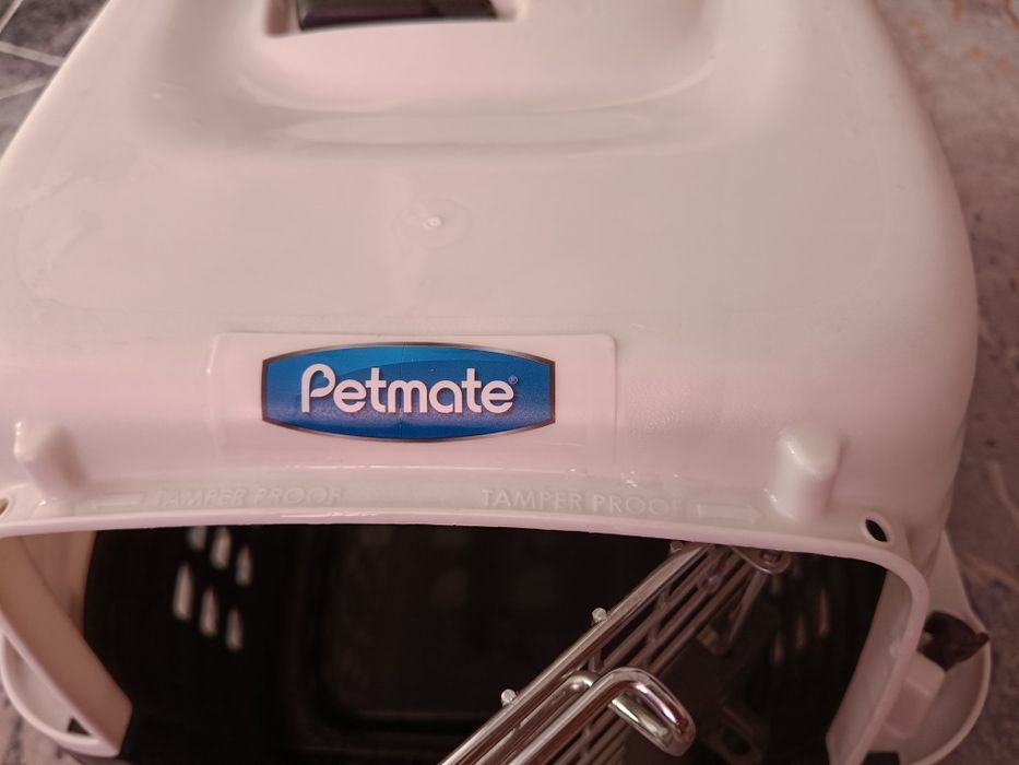 Переноска для кошечек и маленьких собачек