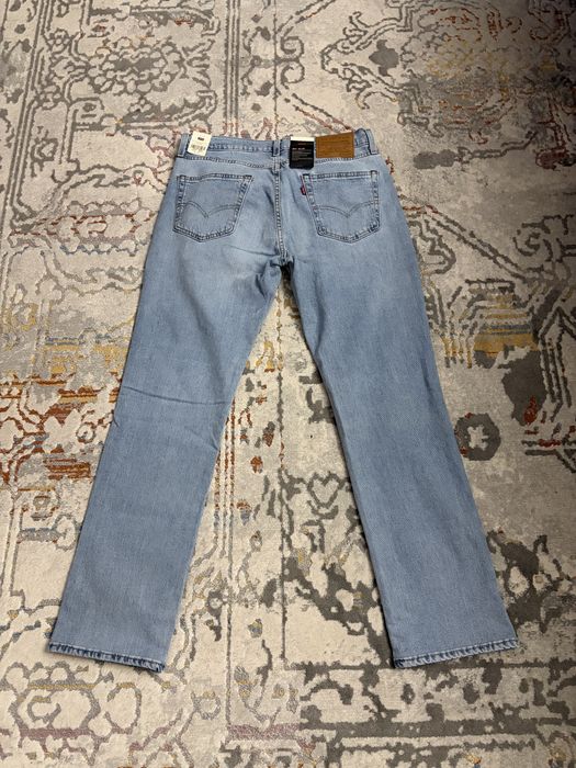 новые джинсы levis