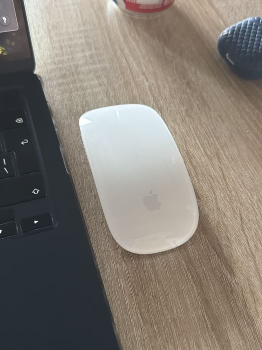 Мышка Apple безпроводная