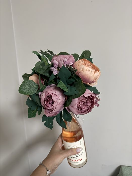 Ръчно изработени подаръци (мече, играчки, рози, цветя)