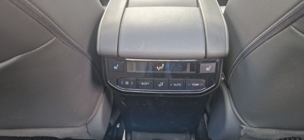 TOYOTA Highlander 2021 — imagine 5