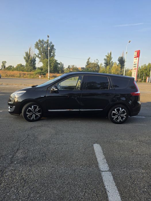 RENAULT 5 2013 — imagine 3