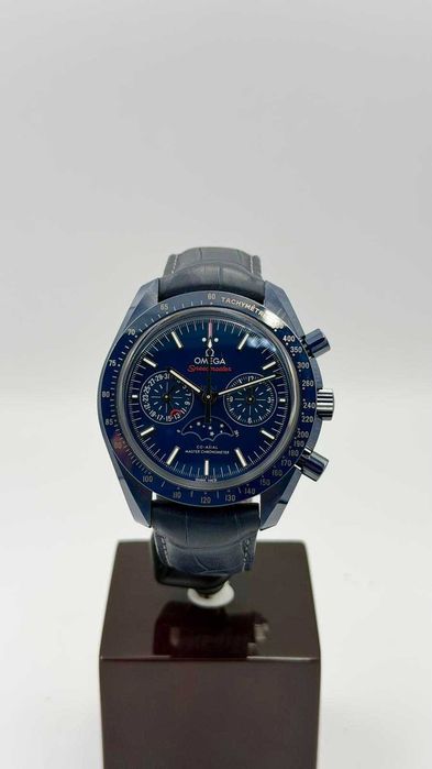 Omega Referință: 30493445203001, 44,25 mm, ceramic, 2022, 9000€.