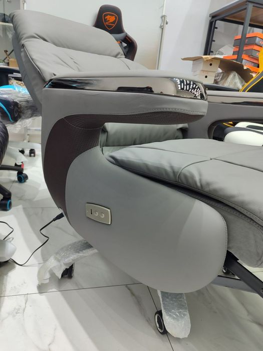 Офисное кресло для руководителя модель Elektro pro