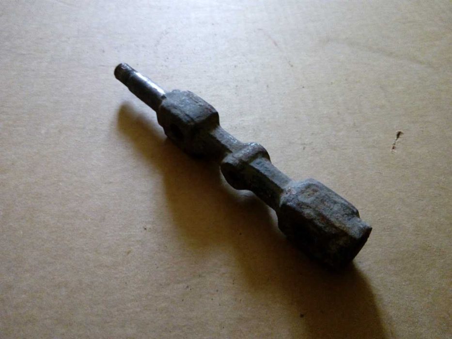 неизвестная деталь