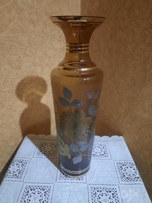 Винтаж. Очень красивая, элегантная, высокая ваза "Ветка розы". Bohemia
