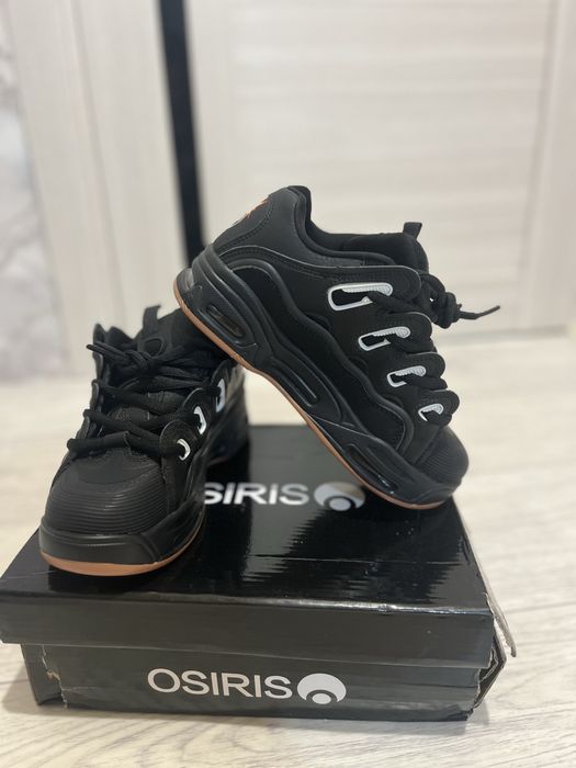 кроссовки osiris