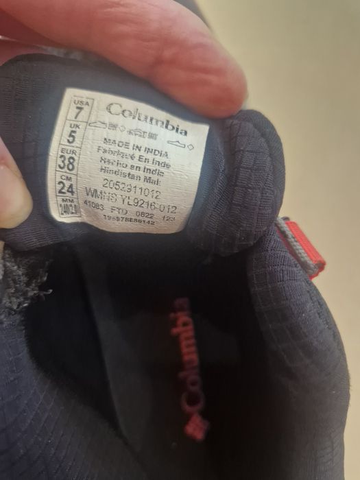 Adidasi Columbia mar 38 purtati f putin