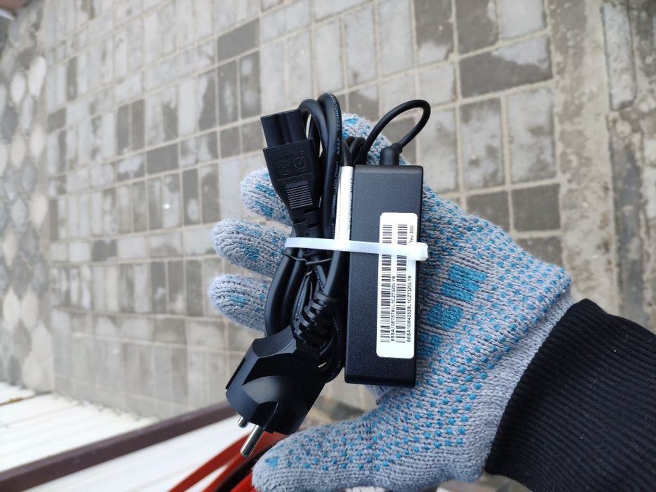 Блок питания для ноутбука Lenovo. Зарядное устройство. Зарядка.