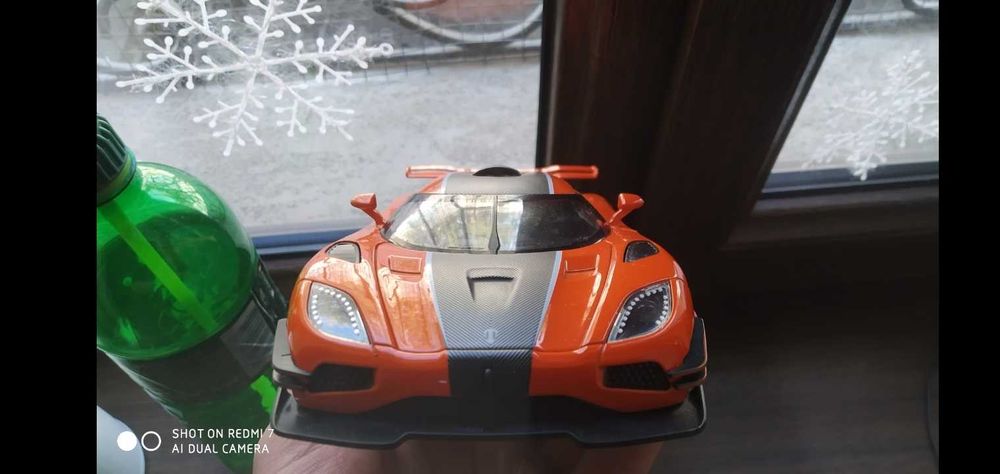 Машинка игрушки Koenigsegg