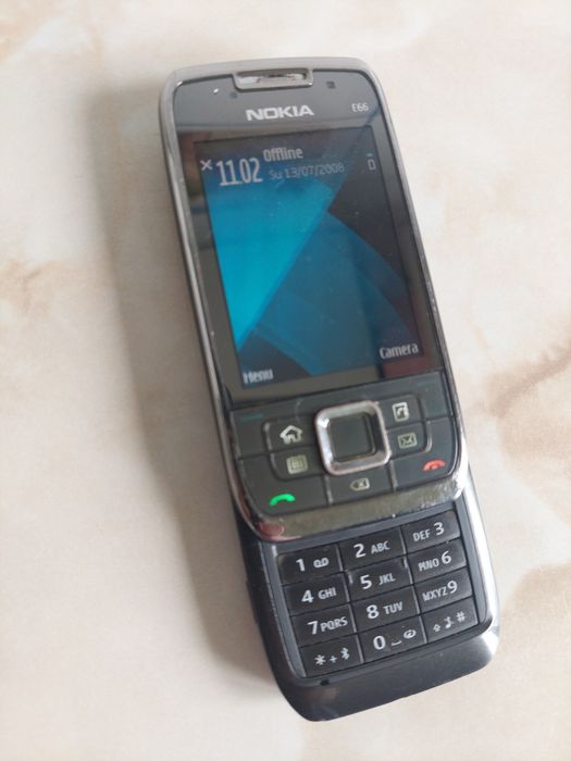[E66] Vând Nokia E66 Grey Steel, fără probleme și NEcodat //poze reale