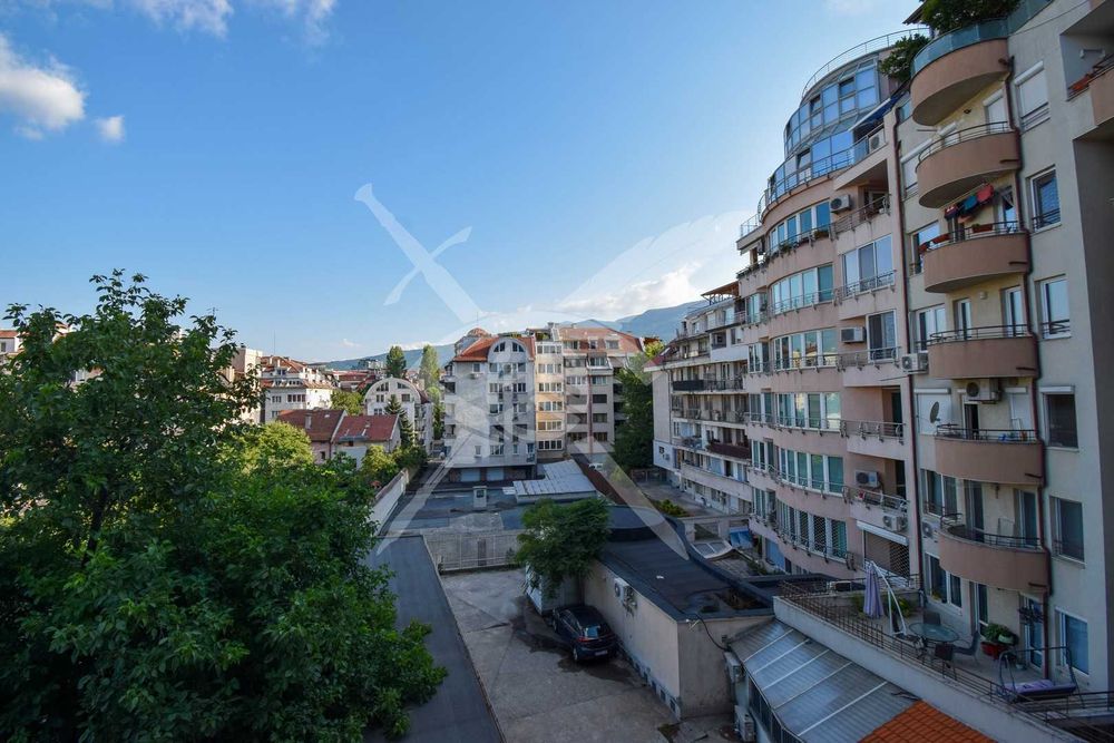 Тристаен апартамент в кв. Хладилника № 74491