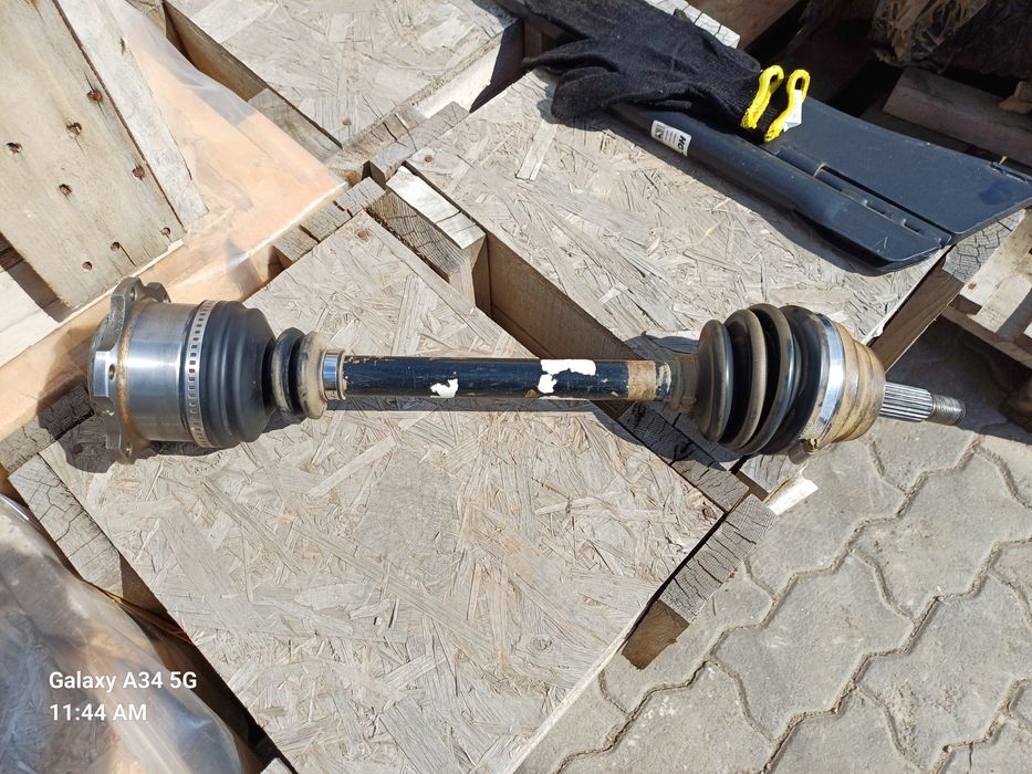 Привод (граната) АКПП Гольф Венто Пассат