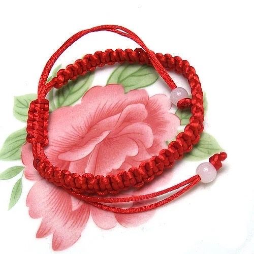 Браслет макраме , красные