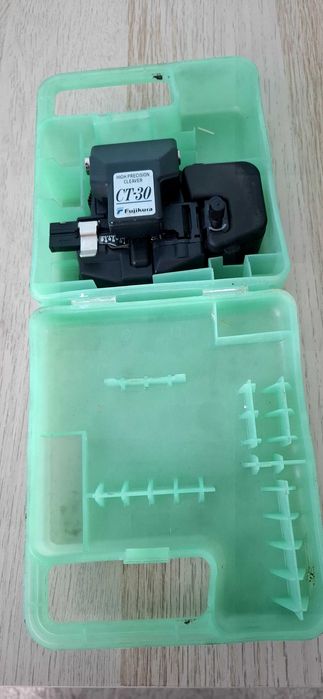 Ghilotină -cleaver pentru fibră optică Fujikura CT30
