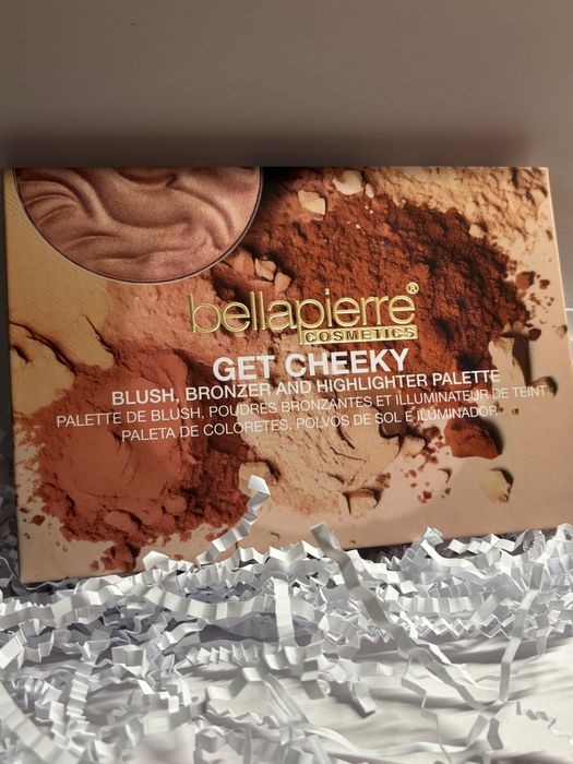 BELLAPIERRE Get Cheeky Blush, Bronzer & Highlighter Palette