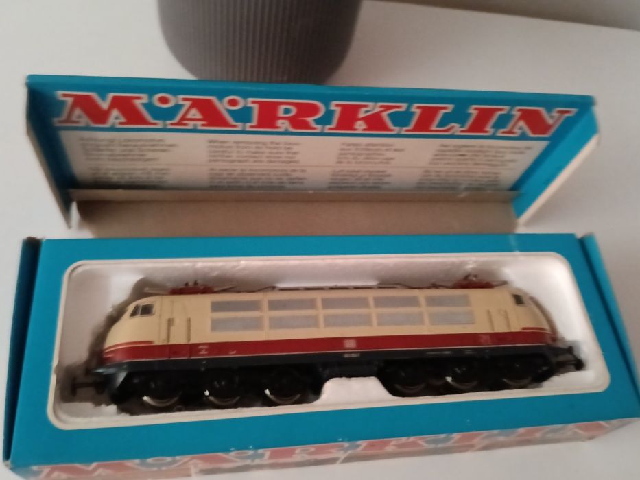 Locomotiva marklin AC impecabila scara H0 analog