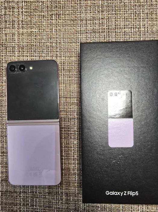 Samsung Galaxy Z Flip 5