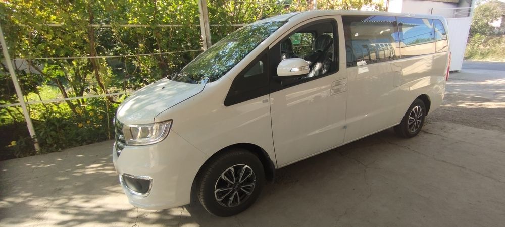Taxsi Miniven  в Горы/Амирсой/Чимган/Чарвак/Бочка/Кумишкон  JAC M3 8+1