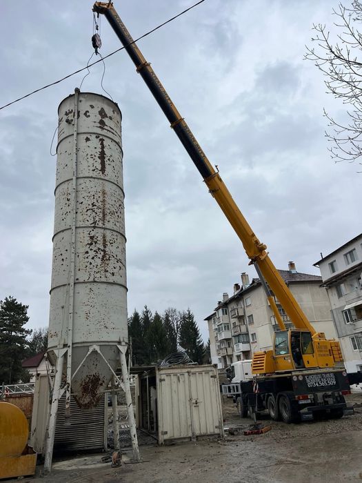 Inchiriem macara 45t