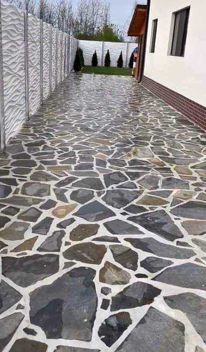 Piatra Naturala de Munte