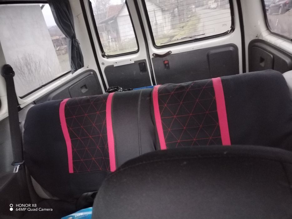 Vând Volkswagen Caddy
