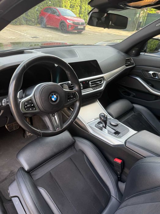 BMW 320d Pachet M - X Drive - TVA deductibil