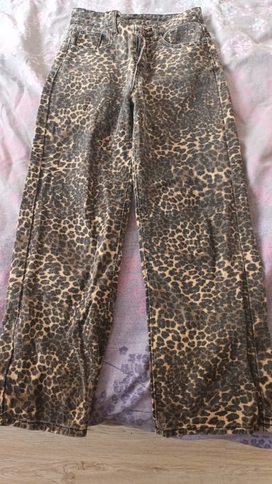 Дамски дънки тигров принт