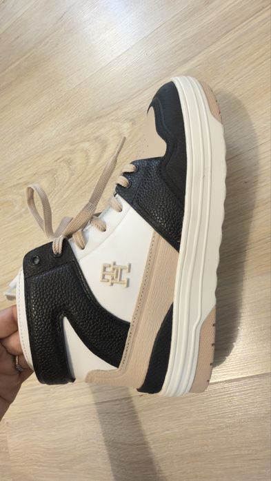 Кроссовки tommy hilfiger оригинал