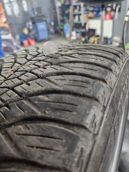 Jante ET 37 7j x 16 cu anvelope 205 55 r16 Yokohama