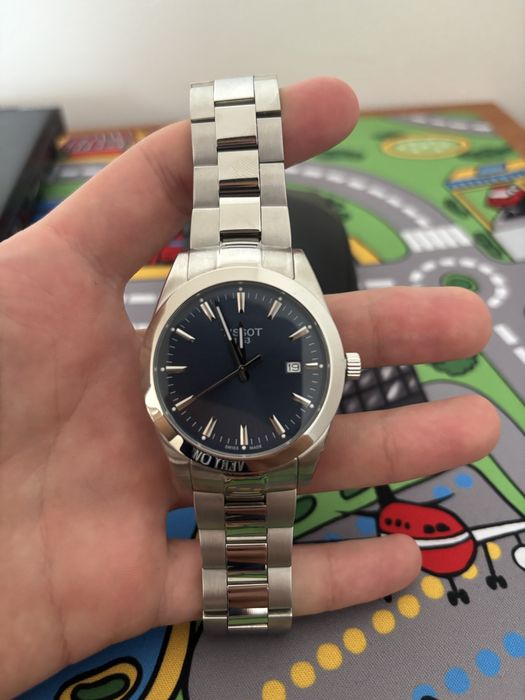 Tissot gentleman quartz blue dial