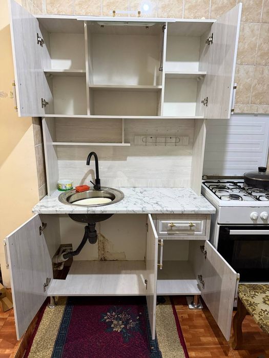 Кухонный гарнитур в идеальном состоянии