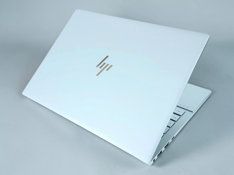 Лаптоп HP Envy 14" Full HD i7-1165G7 16GB RAM 256GB SSD GTX 1650 Ti 4GB Гаранция