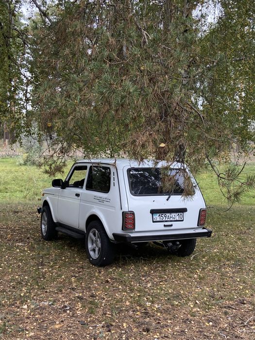 Продам ваз 21214