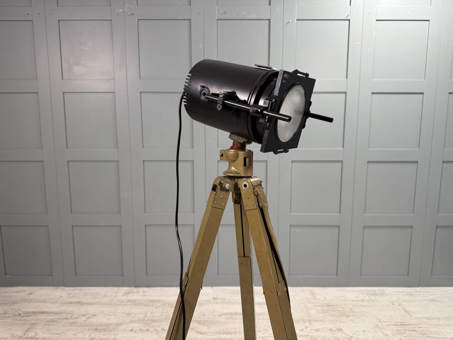 Лампион в индустриален стил - прожектор Р471