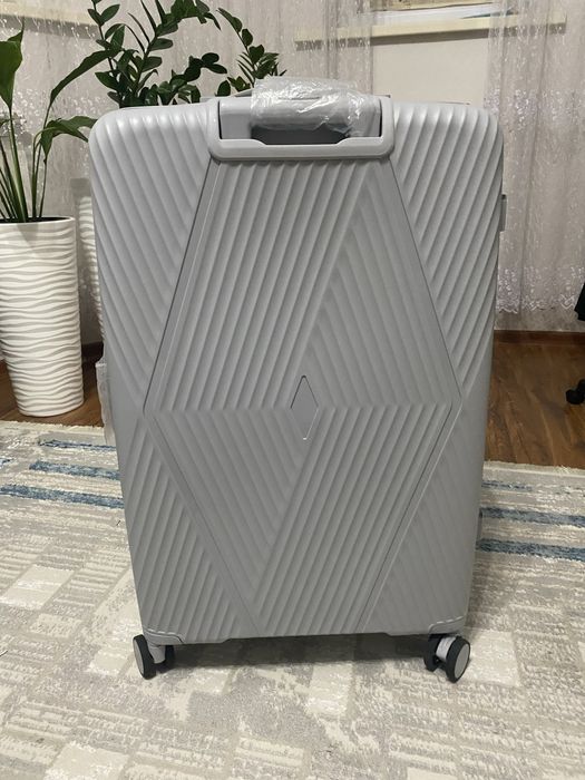 Новый большой Чемодан