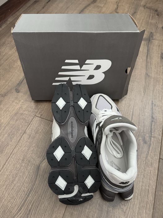 Adidasi New Balance 9060 Albi-Gri | Model nou 2026 | Adidasi unisex