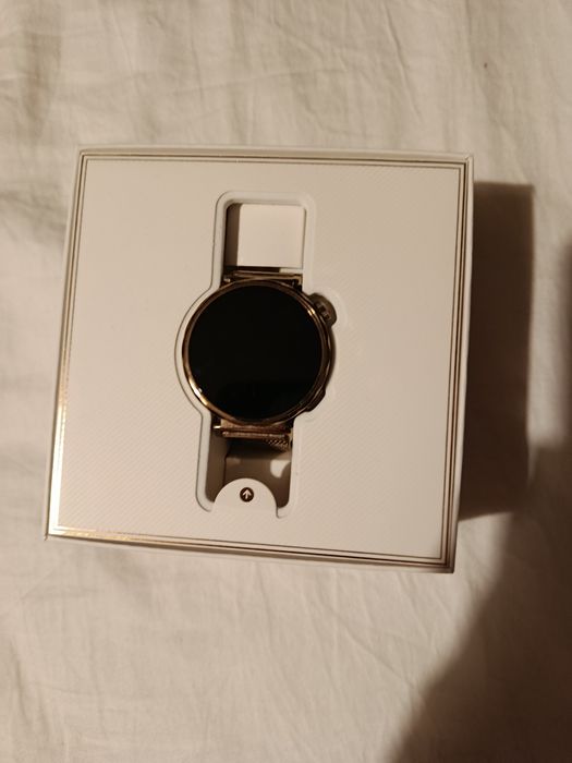ПРОДАВАМ Smart Eatch Huawei GT5 41mm GOLD