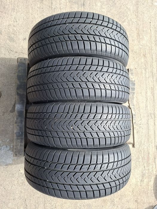 4бр. Почти Нови 215/55/17 Gripmax DOT 2024